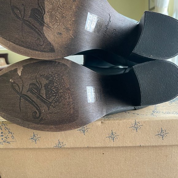 NEW Free People Elle Block Heel Boots: Pewter  Size 9 / 39 - Picture 4 of 6